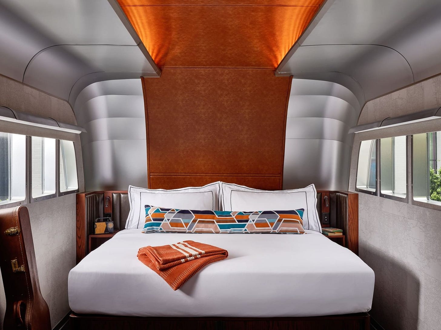 Sleep Soundly In Our Boston Hotel Rooms | The Verb