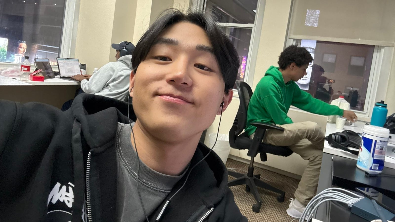 Two 21-year-olds built an AI to “cheat on everything” and raised $15M from  a16z in just 5 months.