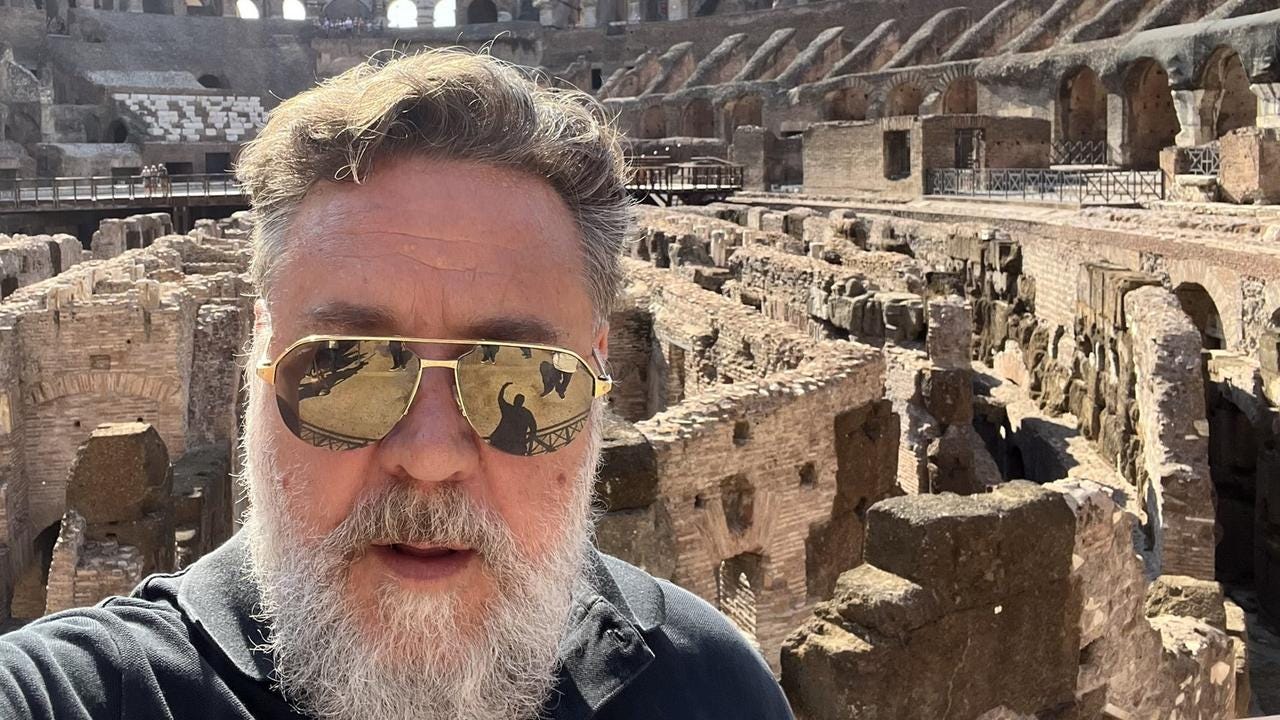 Russell Crowe at the Collosseum. Russell Crowe at the Collosseum.