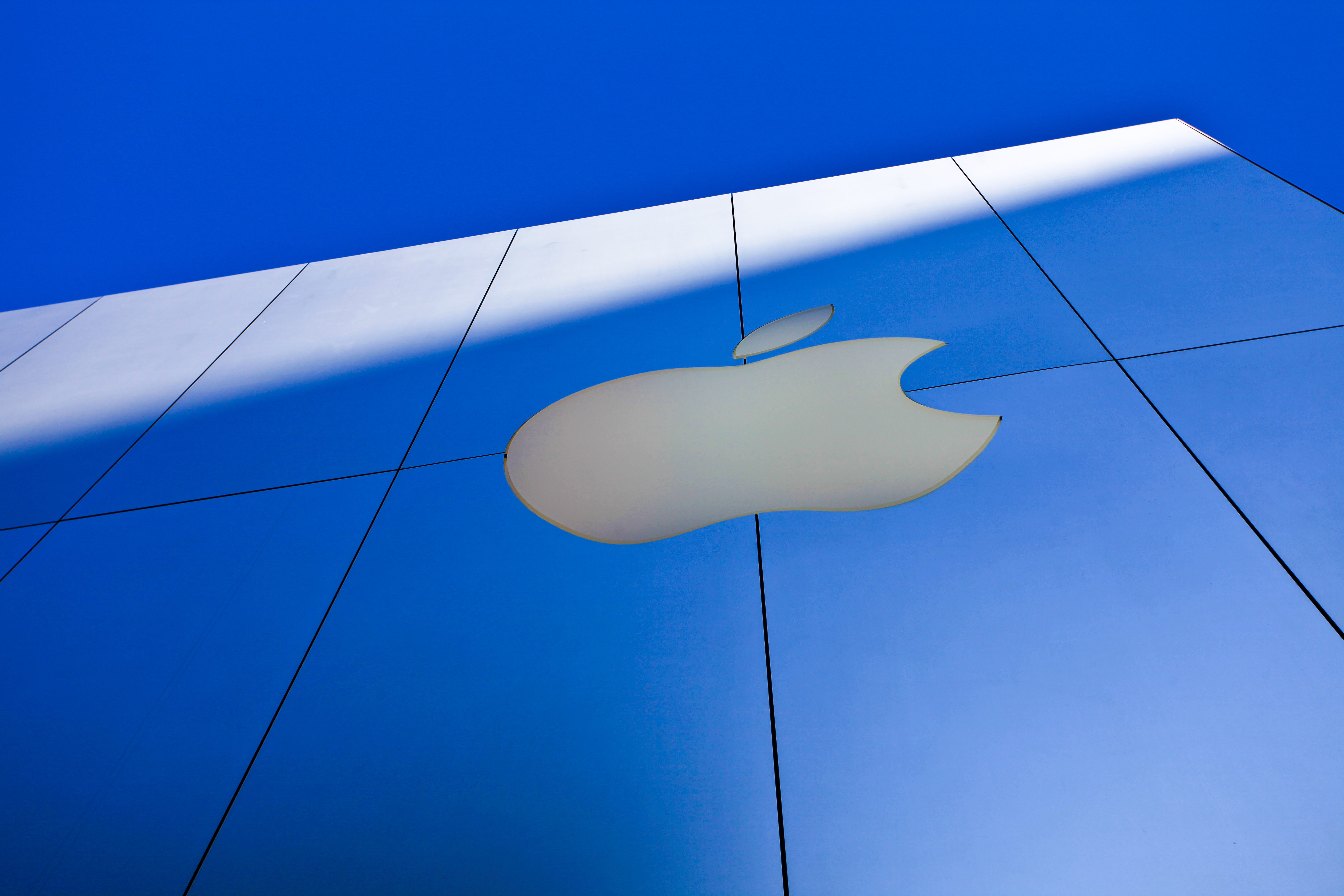 Apple quietly lobbied to stop 'Right to Repair' bill, records show Apple quietly lobbied to stop 'Right to Repair' bill, records show