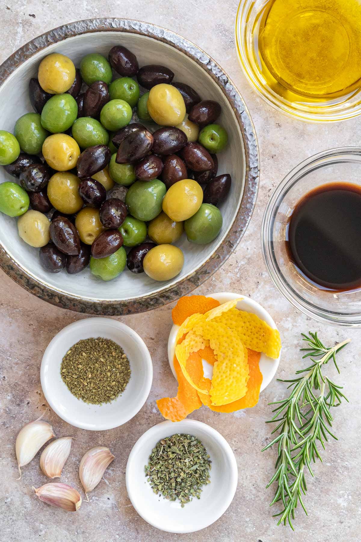 Mediterranean Marinated Olives Ingredients