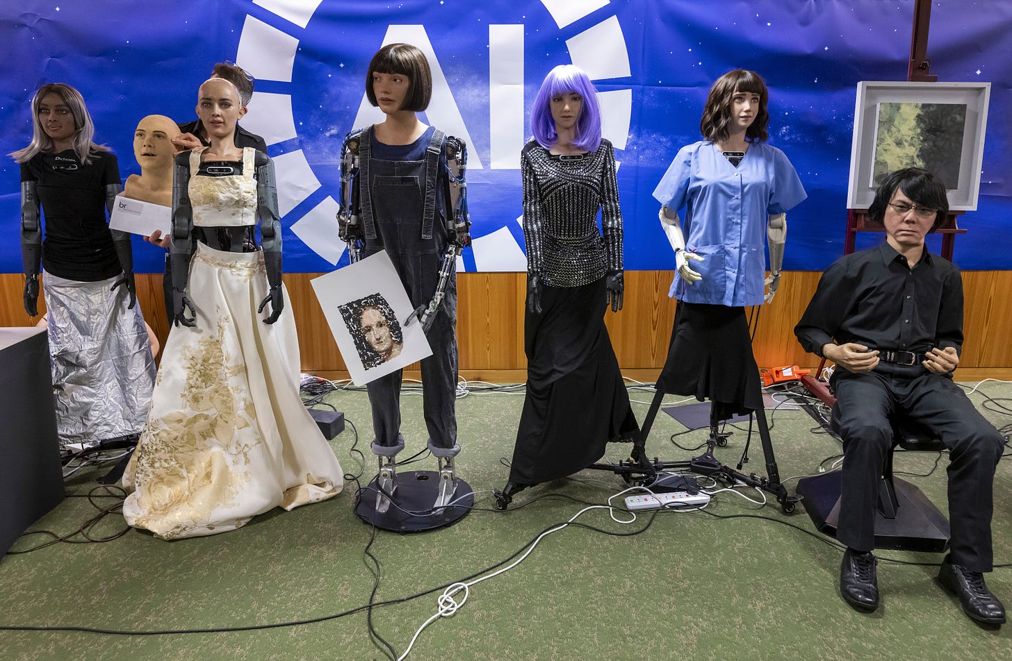 AI-enabled robots hold press conference, say they could be better leaders  than humans but don't plan rebellion - oregonlive.com