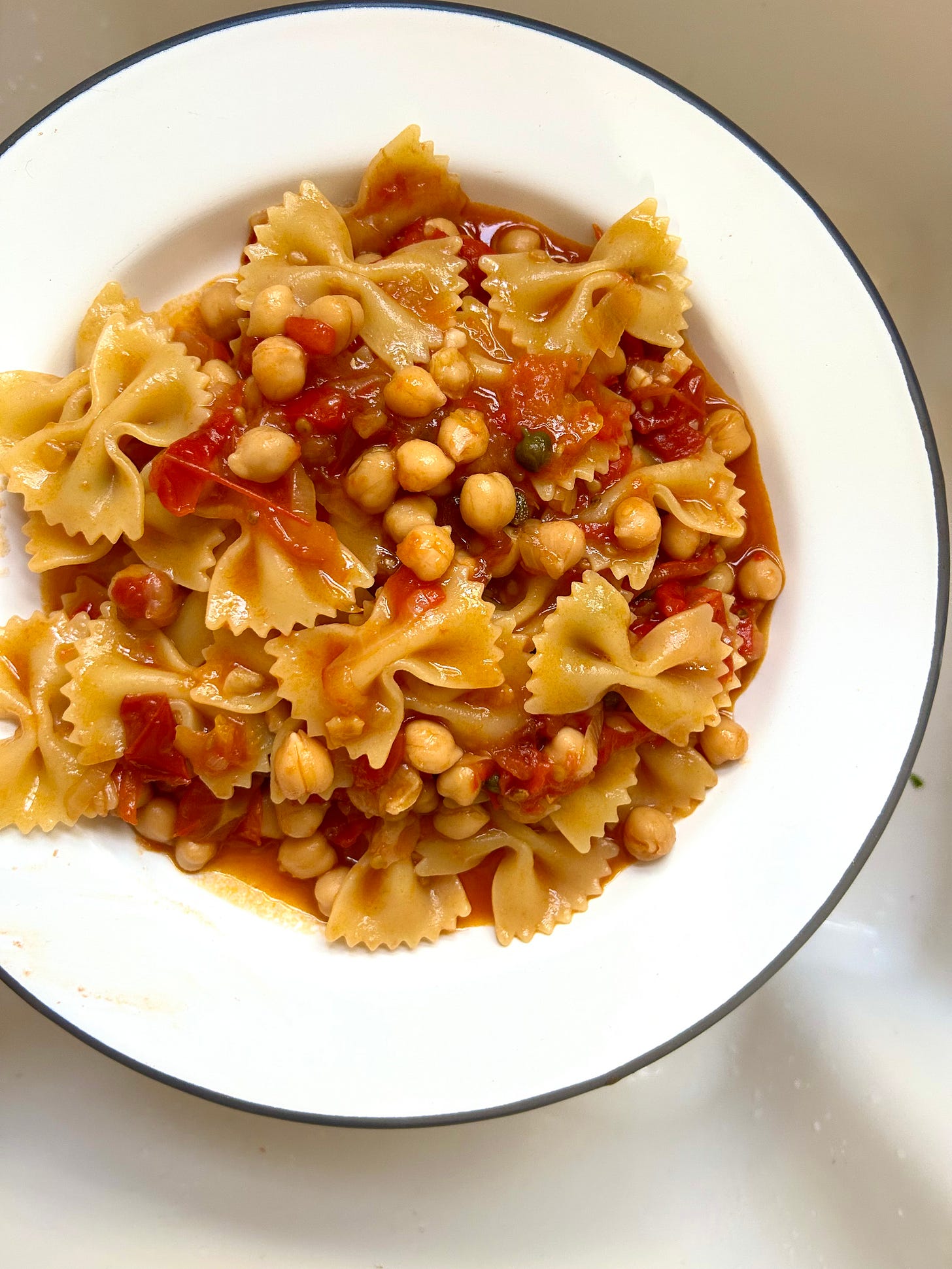 Pepperonata pasta with chickpeas Pepperonata pasta with chickpeas