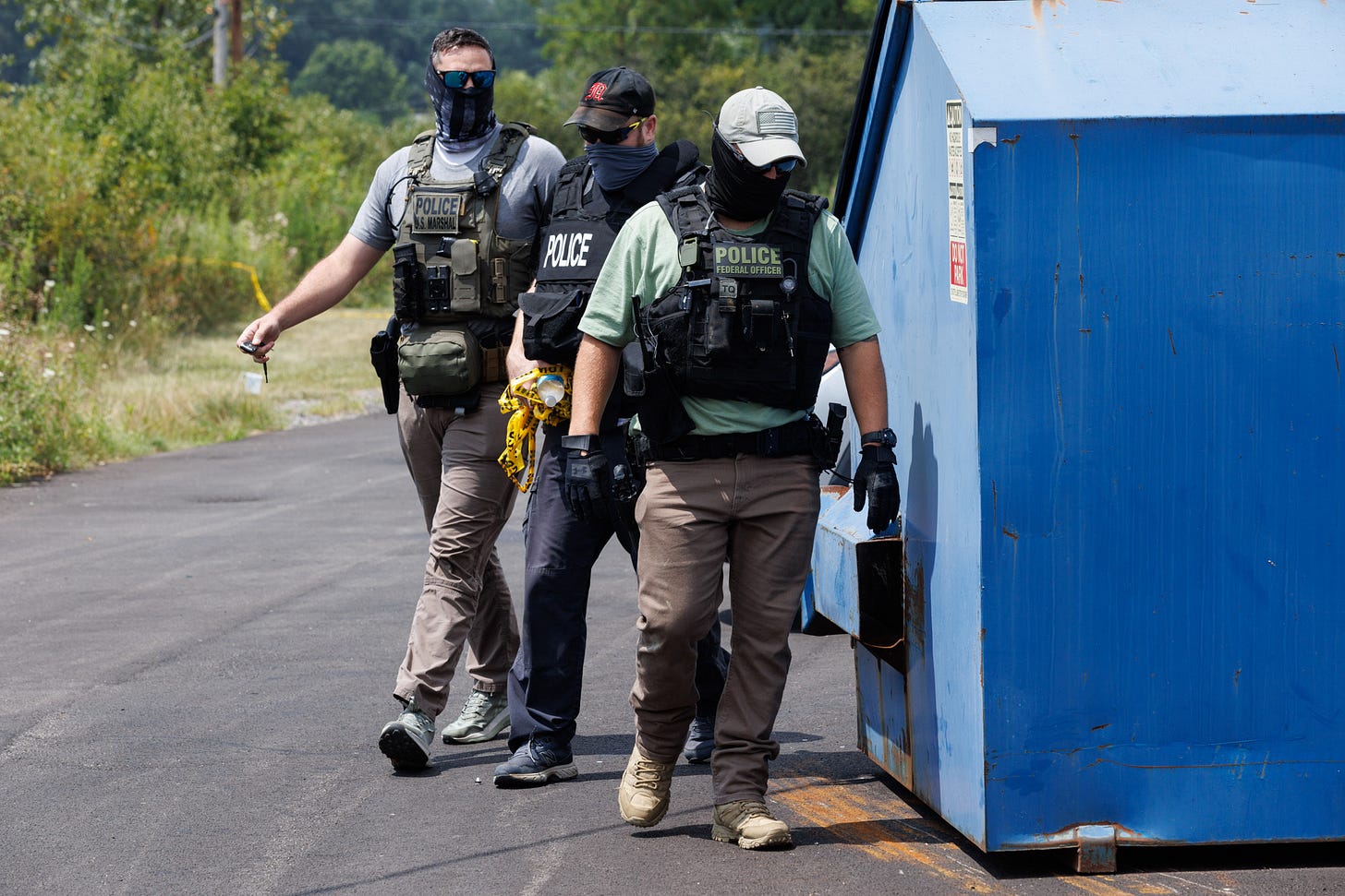 ICE agents, allied forces swarm Ambridge arresting 12 ICE agents, allied forces swarm Ambridge arresting 12