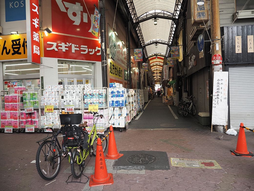 画像 | 廃れゆくシャッター街の「昭和喫茶」に世界中から人が訪れる。それでも「僕らの代で最後、なくならんうちに来てくださいね」と店主が言う深い訳 |  記憶に残る喫茶店を訪ねて | 東洋経済オンライン