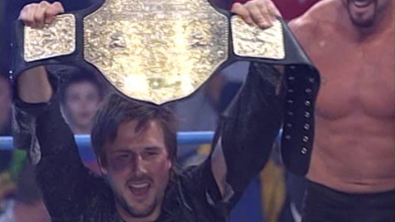 Hollywood actor David Arquette holds up the WCW Championship Hollywood actor David Arquette holds up the WCW Championship