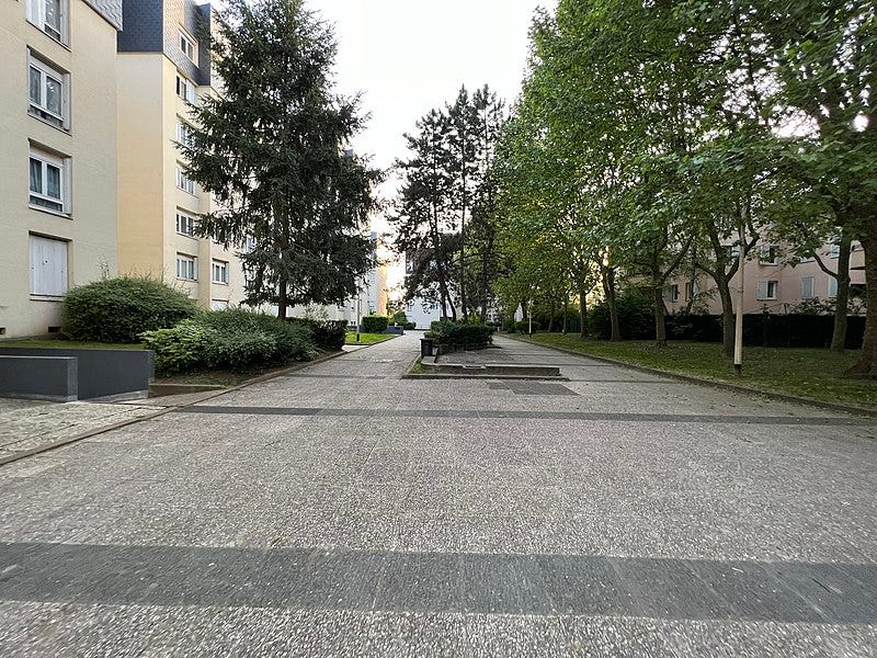 File:Place Frênaie - Boissy-Saint-Léger (FR94) - 2022-05-06 - 4.jpg