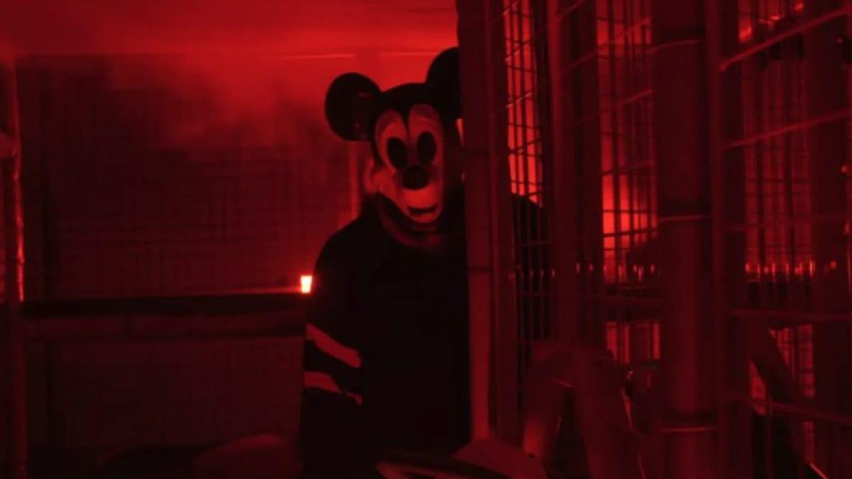 La Disney perde i diritti su Topolino, ora lo potrai vedere in questa  inquietante versione horror