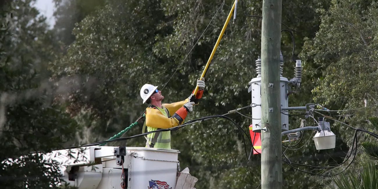 Florida power outage map: More than 400,000 still in the dark in Hurricane Milton aftermath