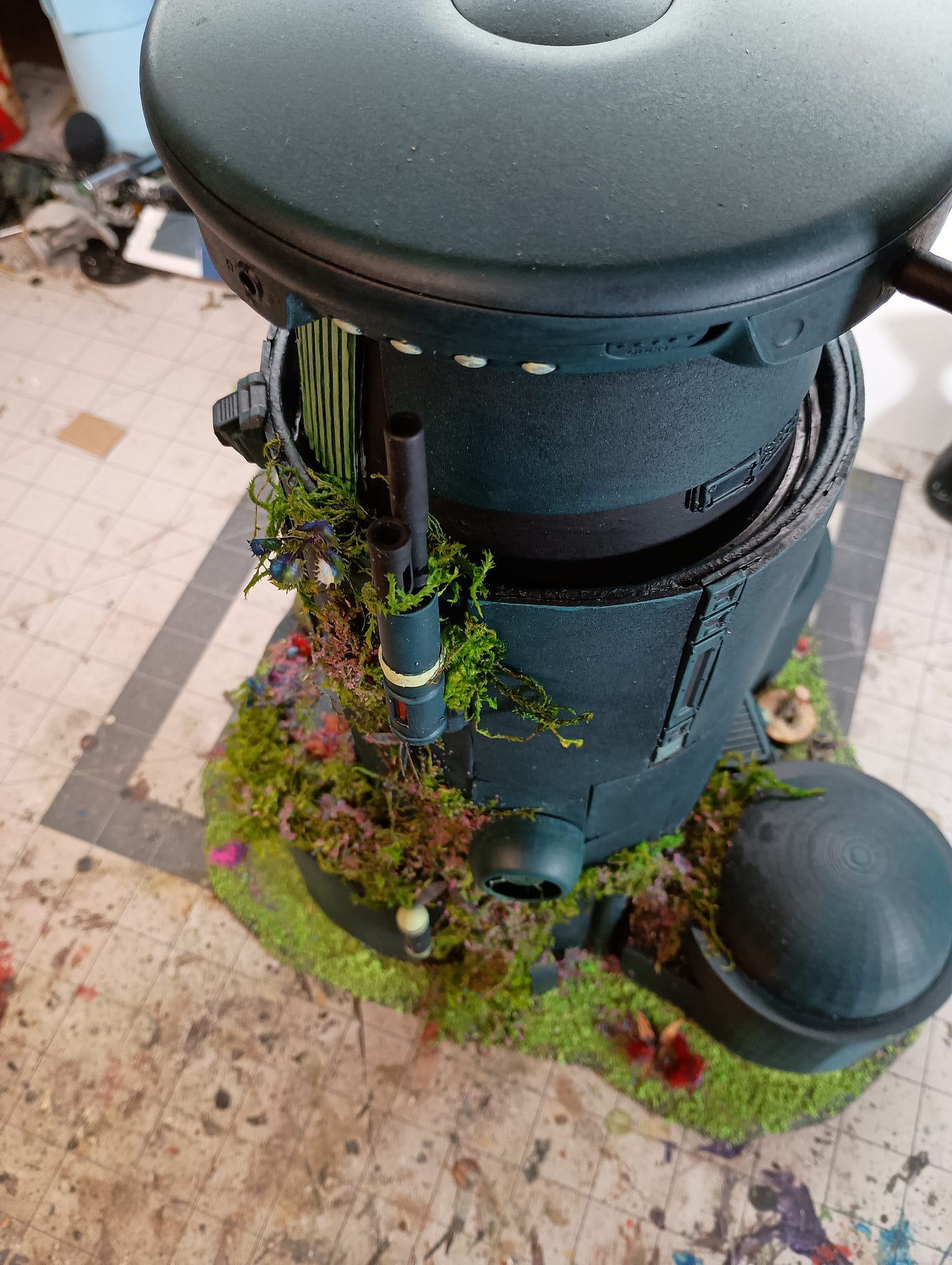 A scratch built sci-fi futuristic tower for miniature wargaming
