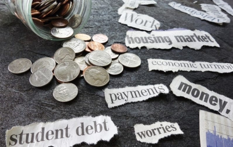 Chi comprerà tutto questo debito?