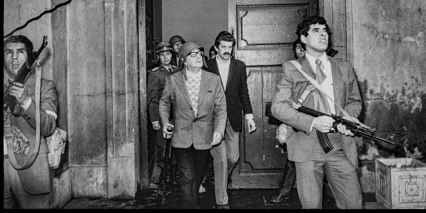 The story of the 'last photo' of Salvador Allende, the Chilean president  who killed himself in the 1973 coup