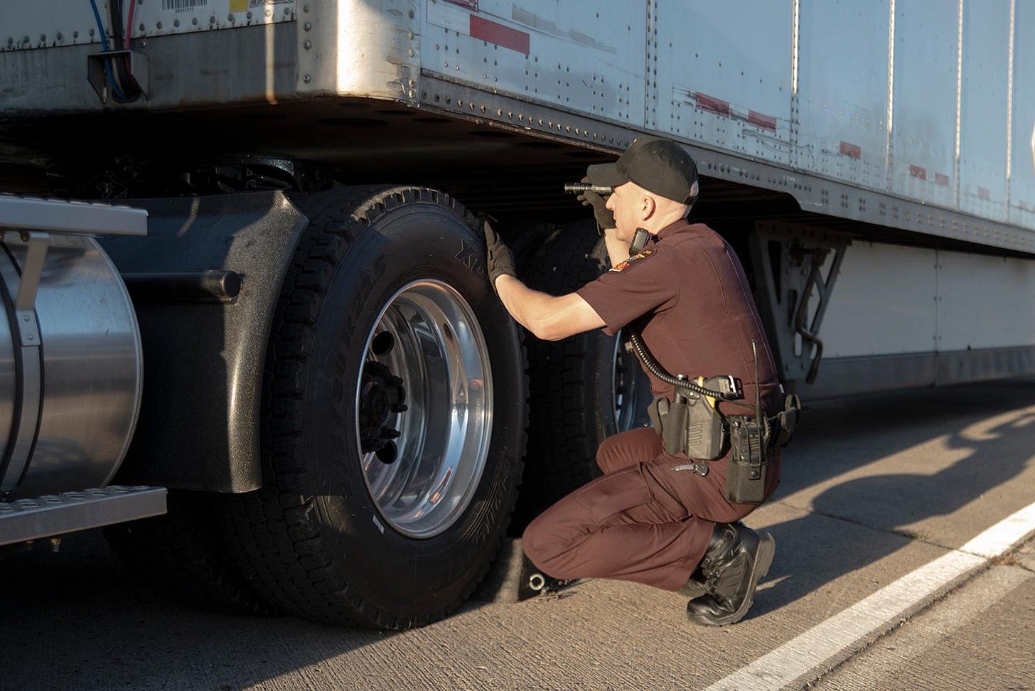 Commercial vehicle inspector careers | Minnesota Department of Public Safety Commercial vehicle inspector careers | Minnesota Department of Public Safety
