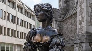 Dublin council acts over statue groping complaints Dublin council acts over statue groping complaints