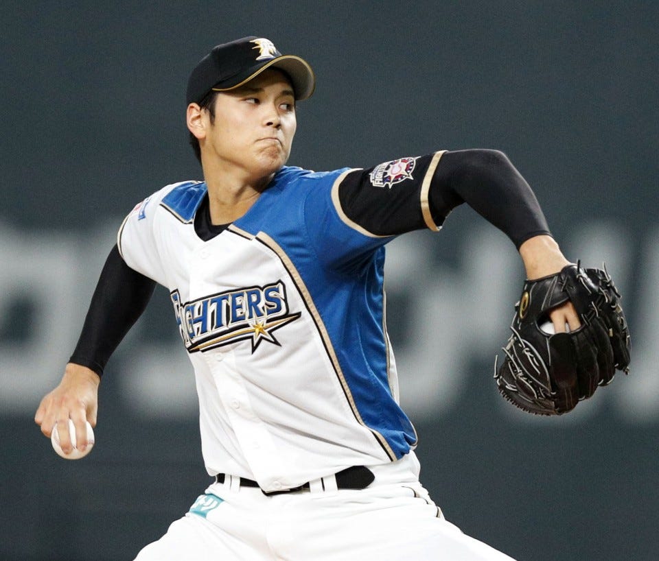 Baseball: Otani still missing gear, but no one minds