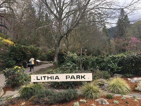 Fall foliage and river in Lithia Park