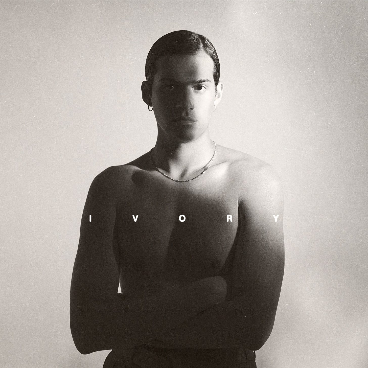 Omar Apollo Announces Debut Album Ivory, Shares Video for New Song: Watch | Pitchfork Omar Apollo Announces Debut Album Ivory, Shares Video for New Song: Watch | Pitchfork