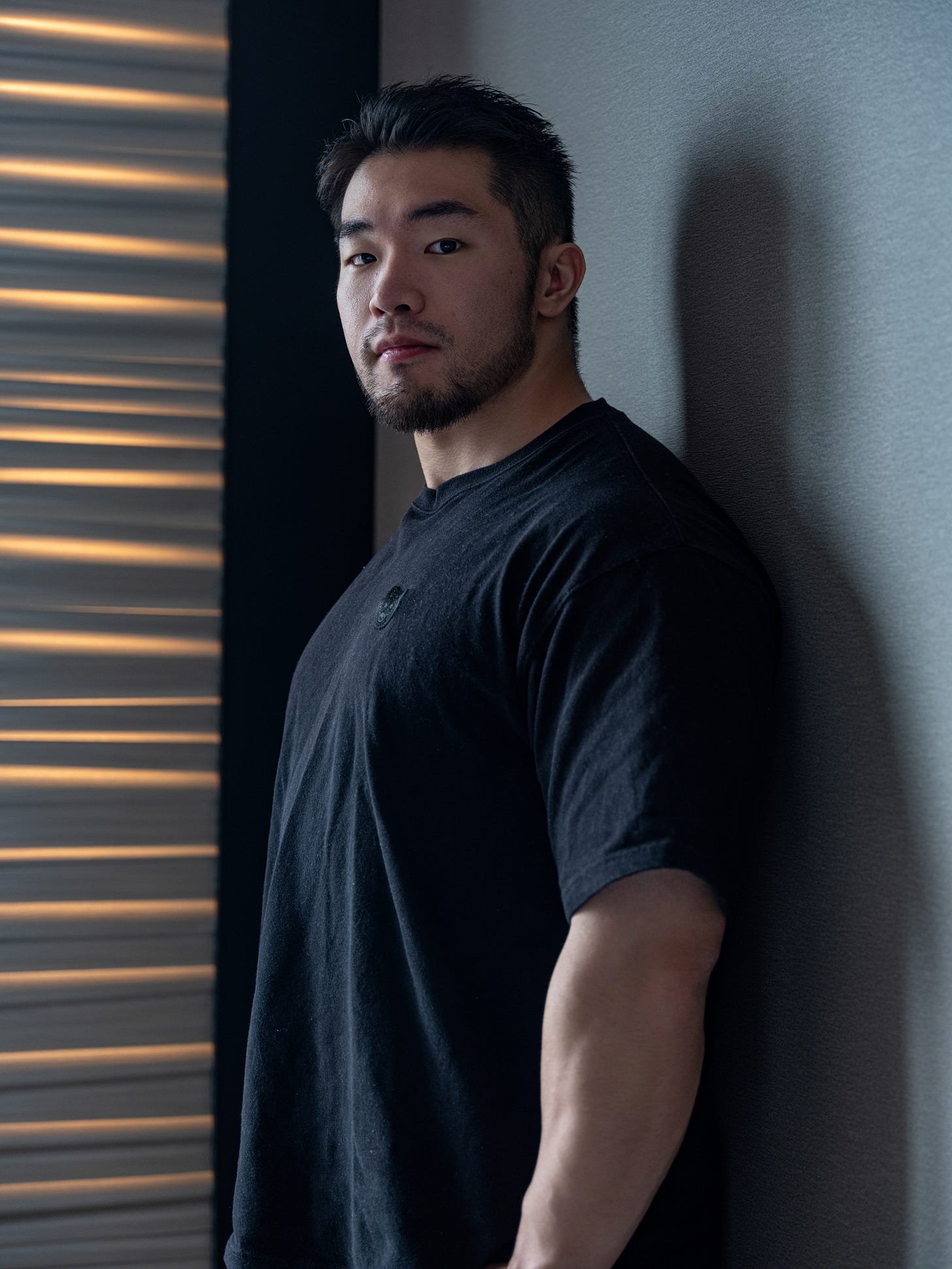 【先着100名】紙の筋肉写真集、新作出版!スペシャル特典つき! - by Asian Muscle Paradice