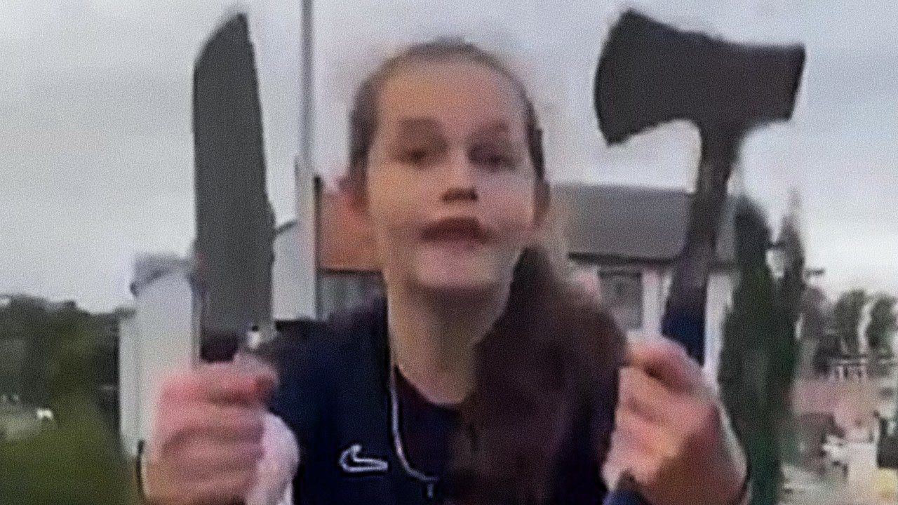 Axe and Knife Girl / Young Queen of Scots / Mayah Sommers Video | Know ...