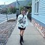 Julia's avatar