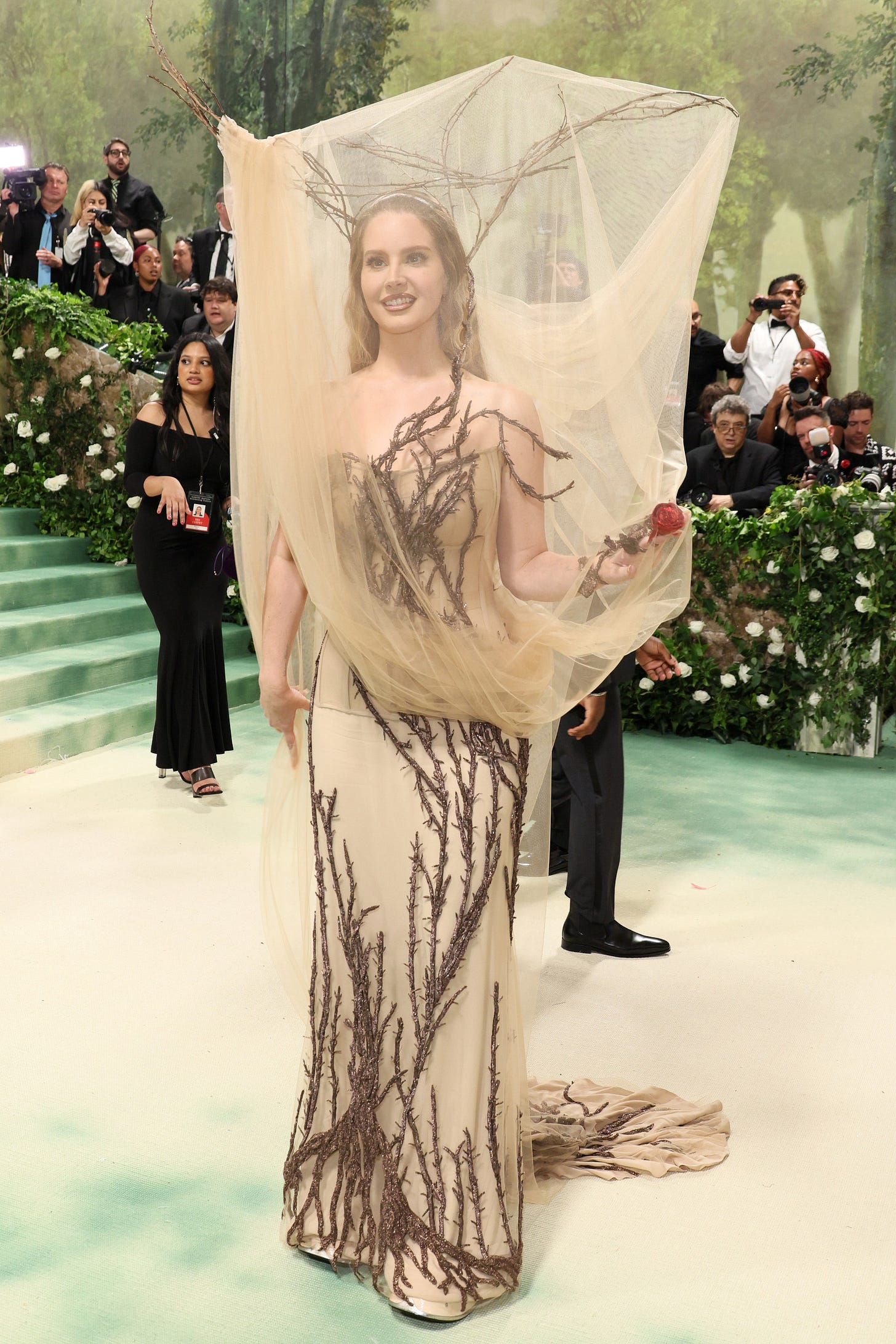 Lana Del Rey's 2024 Met Gala Look References An Iconic Alexander McQueen  Collection | British Vogue