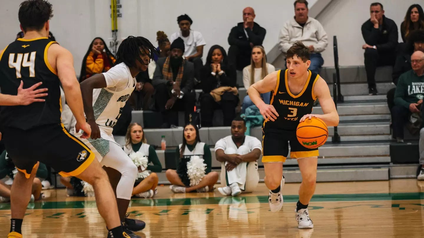 Men's Basketball - Michigan Tech