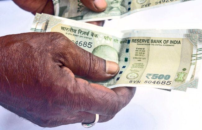 Un billet de 500 roupies indiennes Un billet de 500 roupies indiennes