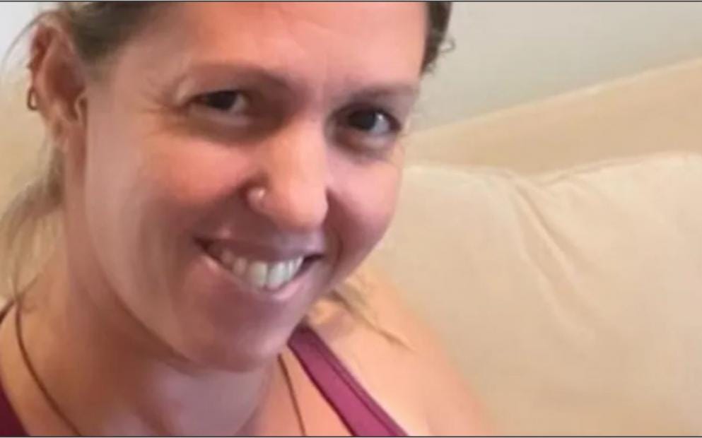 Brasileira morre de infarto fulminante e amigos fazem campanha para translado do corpo ao Brasil