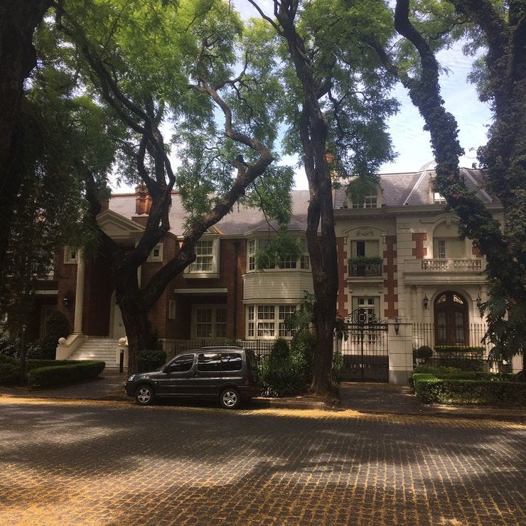 El bosque y las casas de Melián.