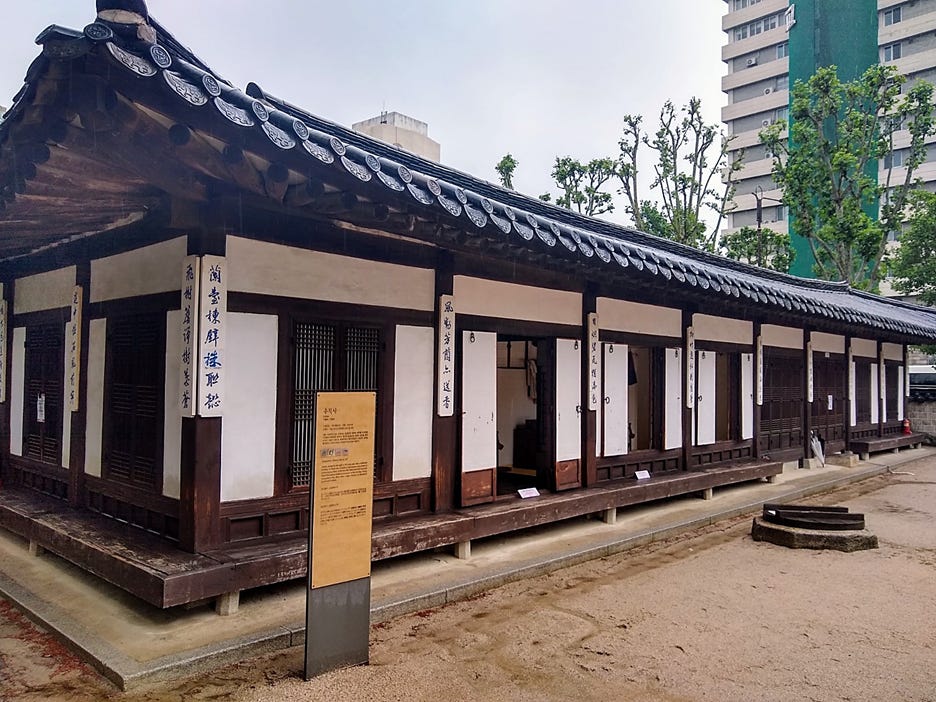 A building with a sign in front of it
AI-generated content may be incorrect. A building with a sign in front of it
AI-generated content may be incorrect.