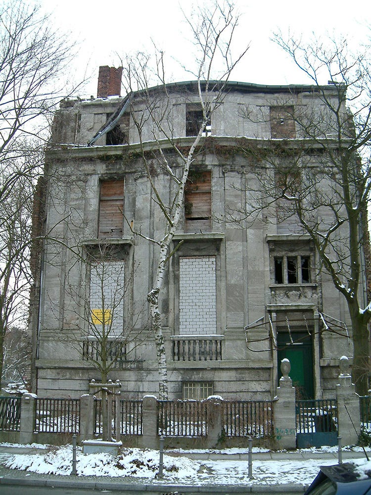 Photograph of a derelict building in Berlin