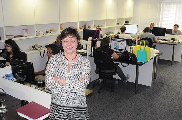 Mulher em escritório

O conteúdo gerado por IA pode estar incorreto.