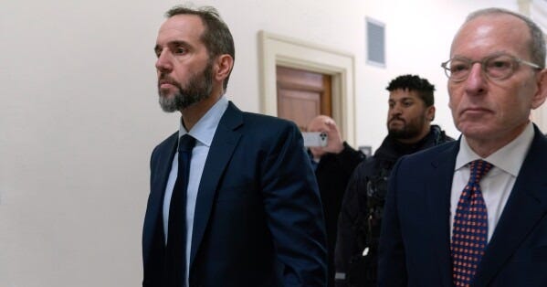 Jack Smith faces Republicans in private interview on Trump probes | AP News