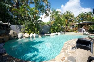 Where to Stay in Port Douglas - Lazy Lizard Motor Inn-1