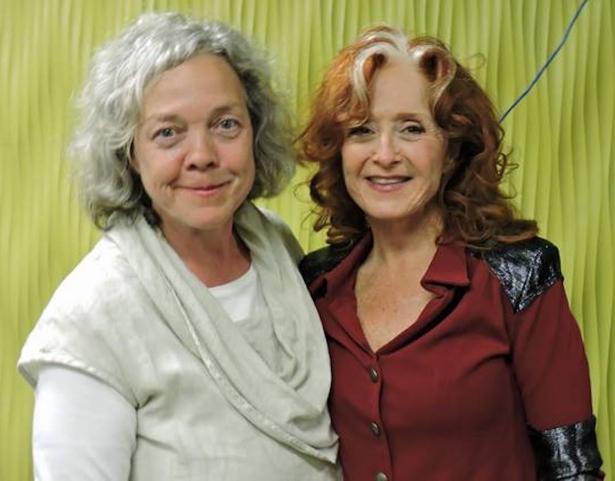 Eikhard, Shirley