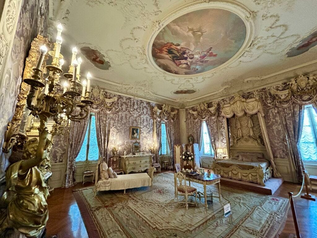 lights, candles, drapes, curtains, interior design