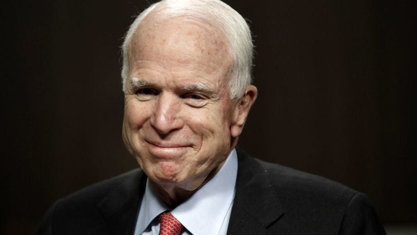 John McCain, héroe de guerra, inconforme político e ícono del Partido Republicano, muere a los 81 años - Los Angeles Times John McCain, héroe de guerra, inconforme político e ícono del Partido Republicano, muere a los 81 años - Los Angeles Times