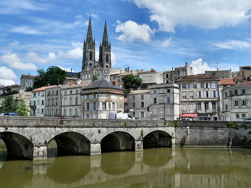 File:Panorama Niort.jpg