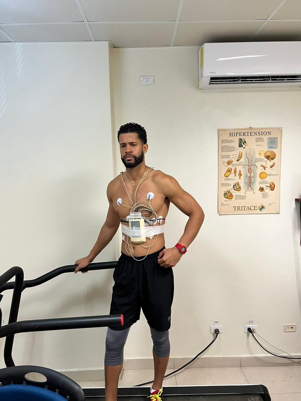 Basketball player Oscar Cabrera dies of heart attack Basketball player Oscar Cabrera dies of heart attack