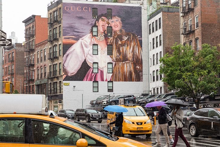 GUCCI WALLS BRING BILLBOARD ADVERTISING TO A NEW LEVEL - DSCENE