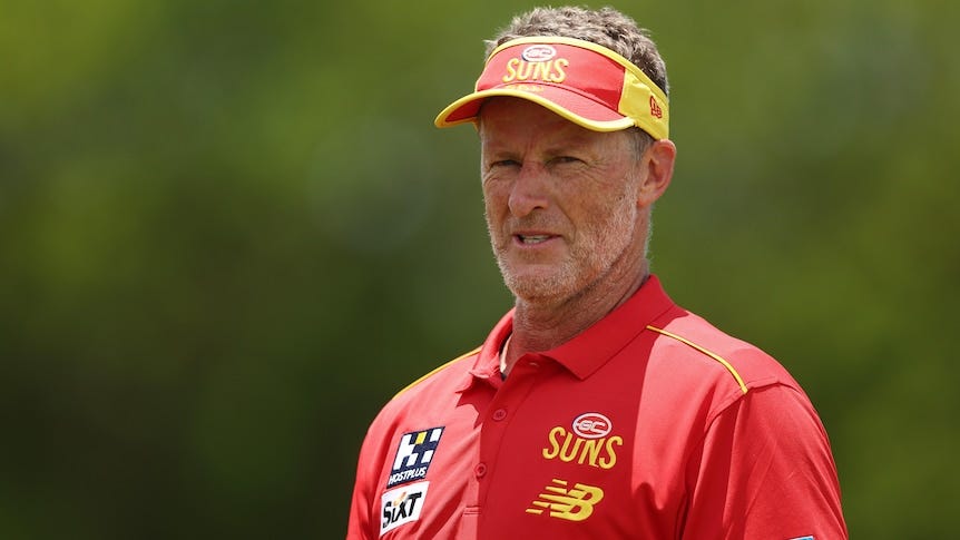 How Damien Hardwick is trying to turn the Gold Coast Suns around in the AFL with meat trays and study desks - ABC News How Damien Hardwick is trying to turn the Gold Coast Suns around in the AFL with meat trays and study desks - ABC News