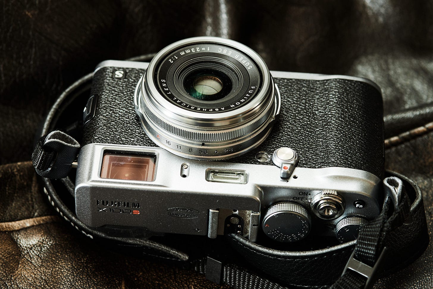 Fujifilm X100