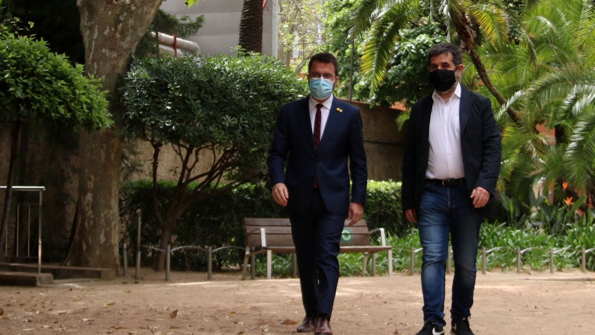 El 'pacto de las masías': cómo Aragonès y Jordi Sànchez encauzaron en 48  horas una investidura encaminada al fracaso