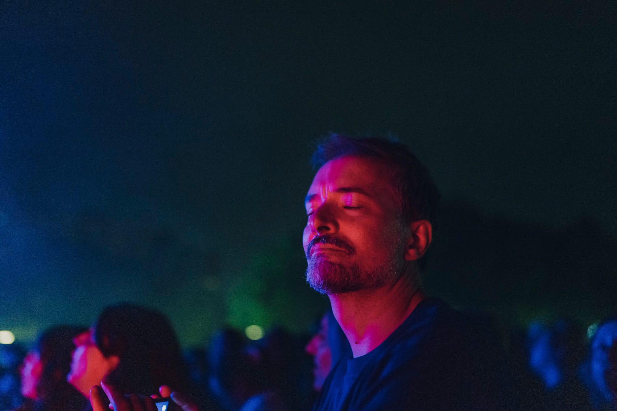 Iván Ferreiro en directo en Nits de Vivers, València