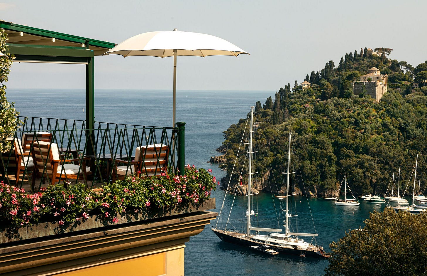 This Classic Dolce Vita Hotel in Portofino Has Reopened With a Very “Splendido” Makeover | Vogue This Classic Dolce Vita Hotel in Portofino Has Reopened With a Very “Splendido” Makeover | Vogue