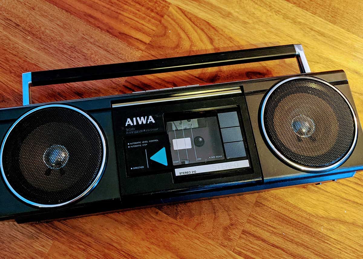 Aiwa CS-210 Boombox - The Retroist