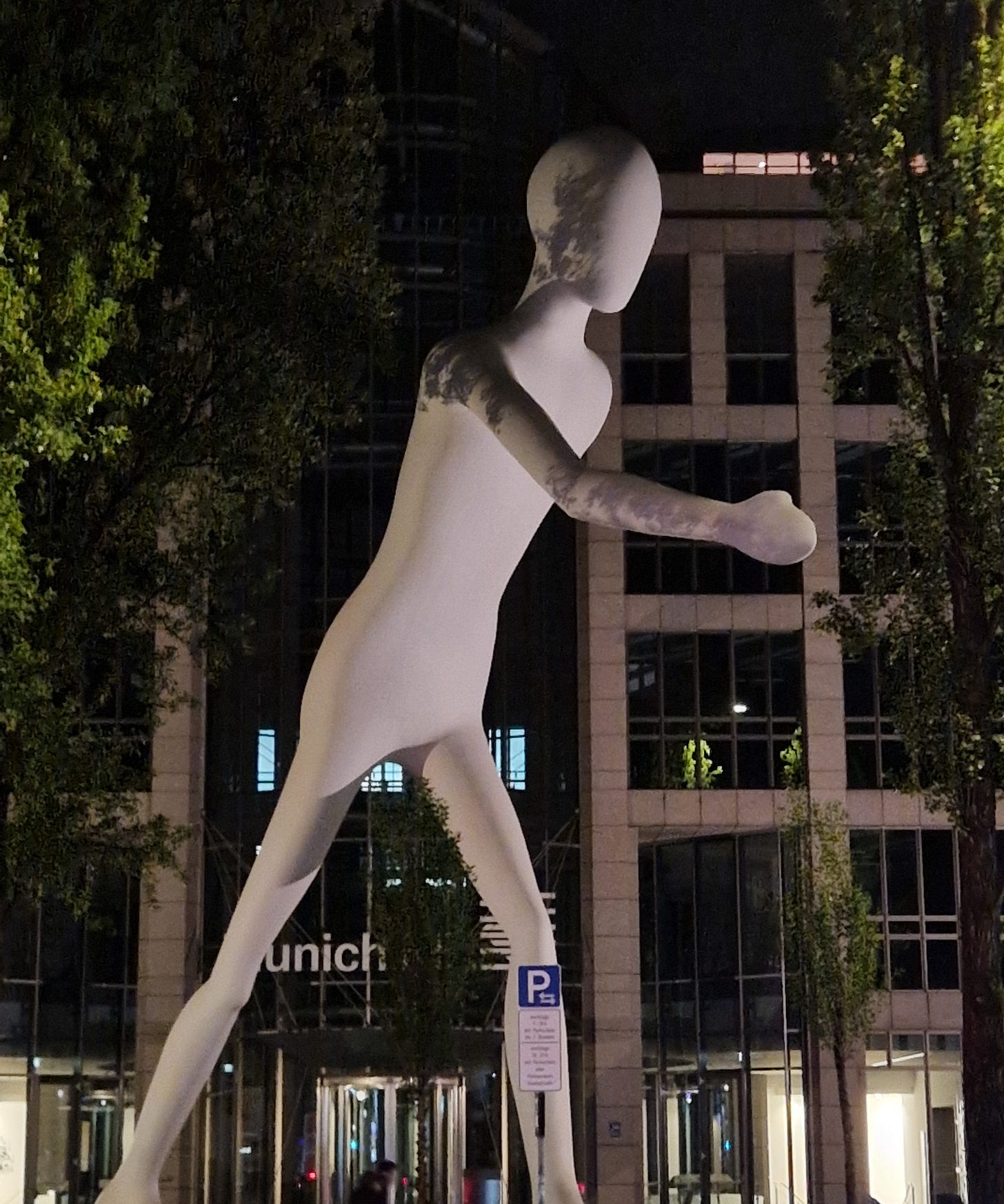The Smartest Money in Munich Is Chasing Teenagers