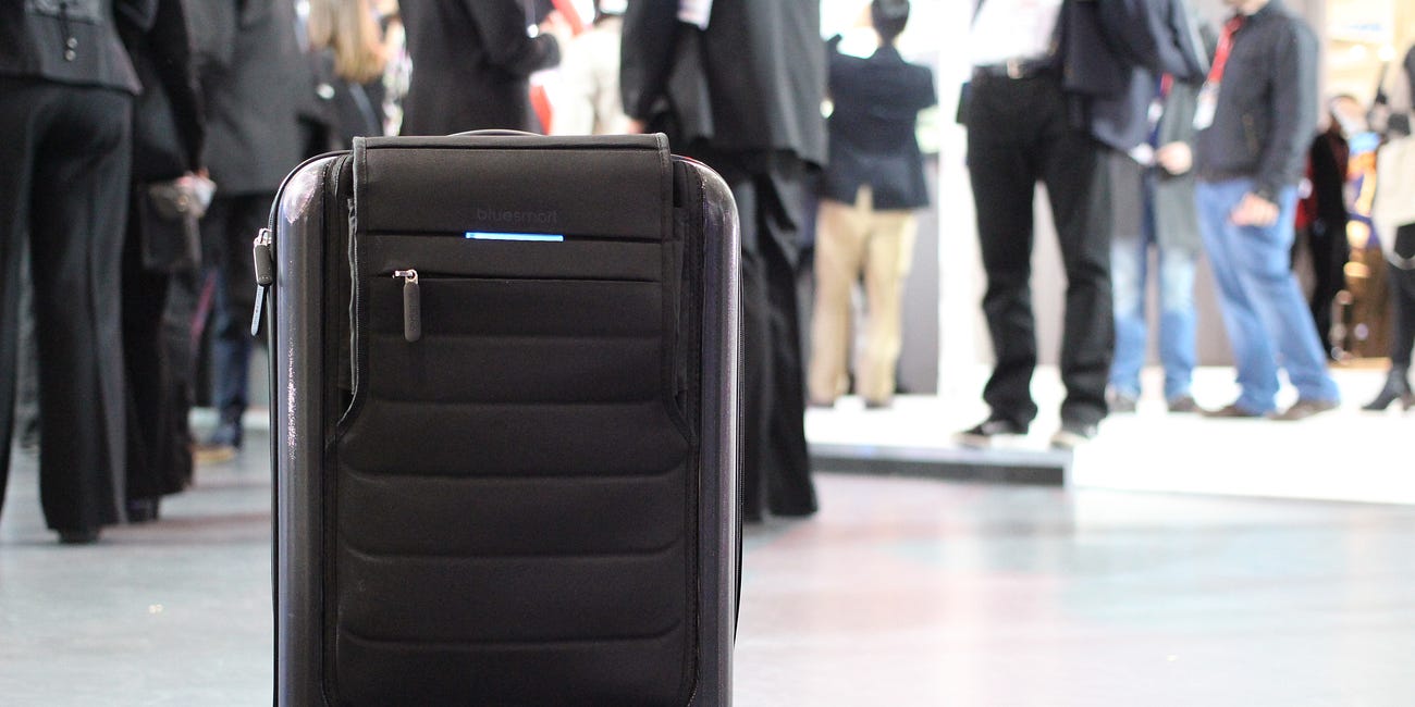 Should the EU ban carry-on luggage charges?