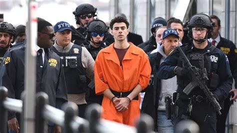 Luigi Mangione Extradited to NYC for Murder Charges