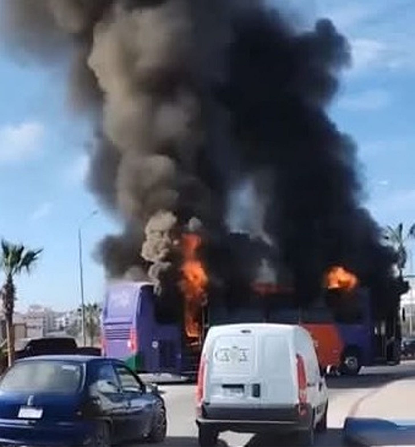 One of three buses set afire in Los Cabos/La Paz Mexico on April 24, 2025 One of three buses set afire in Los Cabos/La Paz Mexico on April 24, 2025
